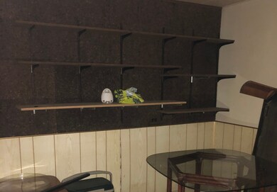 2518 Marshall Pkwy, Waukegan, IL 60085 - photo 3