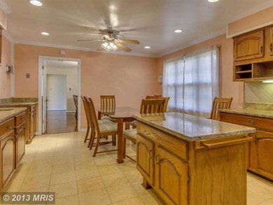 11610 Locust Glen Dr, Bowie, MD 20721 - photo 7