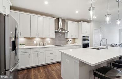 5800 Moonstone Way unit 2, Haymarket, VA 20169 - photo 3