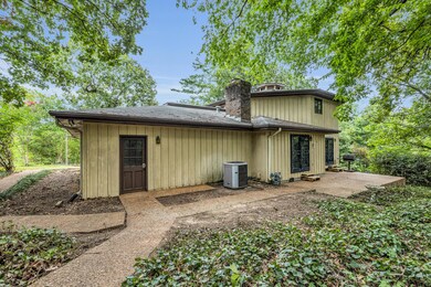 952 Sherry Cir, Hixson, TN 37343 - photo 7