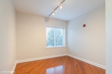 Turnberry unit 109, Buffalo Grove, IL 60089 - photo 2