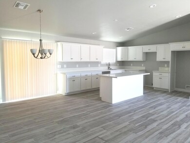 2915 N 48th Ave, Phoenix, AZ 85031 - photo 4