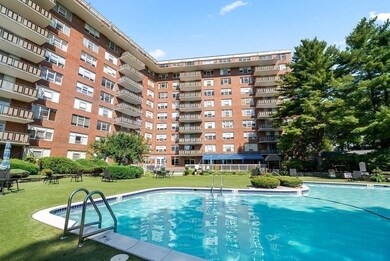 Imperial Towers unit 608, Chestnut Hill, MA 02467 - photo 7