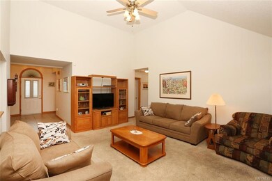 7153 Blue Heron Ct, Niagara Falls, NY 14304 - photo 5