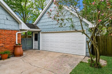 12111 Kimberley Ln, Houston, TX 77024 - photo 4