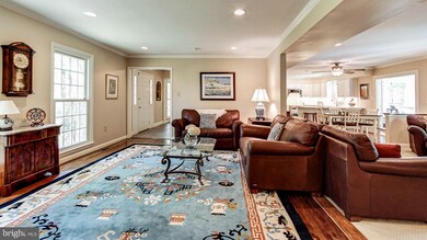 2908 S Lake Dr, Davidsonville, MD 21035 - photo 4