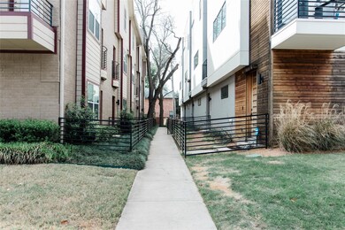 5810 Bryan Pkwy unit 200, Dallas, TX 75206 - photo 2