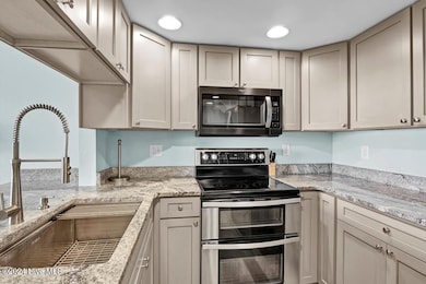 235 kitchen 1