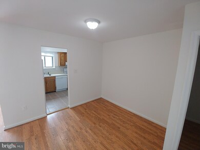 17821 Buehler Rd unit E, Olney, MD 20832 - photo 4