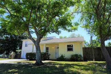 5140 Summer Hill Dr, Zephyrhills, FL 33542 - photo 2