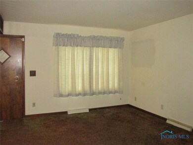 Living Room (14x12)