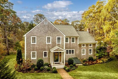 39 Stonegate Cir, Vineyard Haven, MA 02568 - photo 2