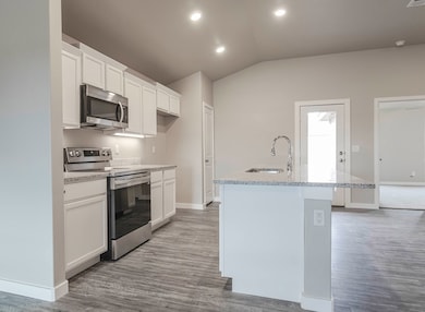 1109 Cajun St, Odessa, TX 79765 - photo 3