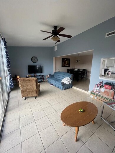 405 Caribbean Dr, Davenport, FL 33897 - photo 6