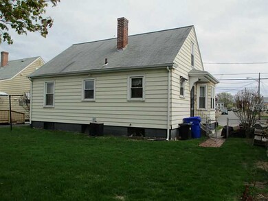 72 Martin St, Pawtucket, RI 02861 - photo 3