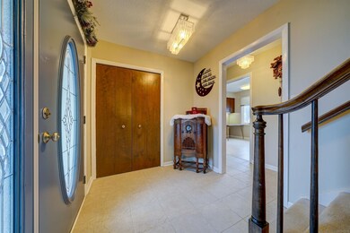 10233 Riverview Dr, Leo, IN 46765 - photo 6