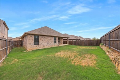 2004 Moonsail Ln, Denton, TX 76210 - photo 3