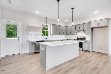 12-920 Hooks Rd-12