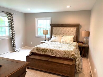 2604 California St, Columbus, IN 47201 - photo 5