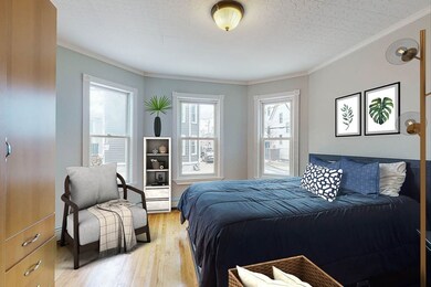 26 Plymouth St unit 1, Cambridge, MA 02141 - photo 4