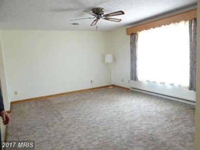 24 Obsidian Dr, Chambersburg, PA 17202 - photo 6