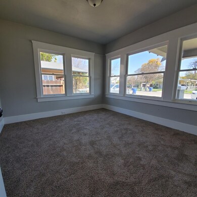 1285 N Roosevelt Ave, Fresno, CA 93728 - photo 6