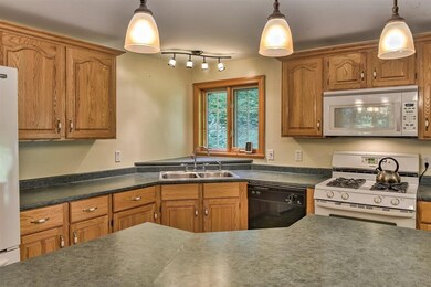 451 Warwick Rd, Winchester, NH 03470 - photo 6