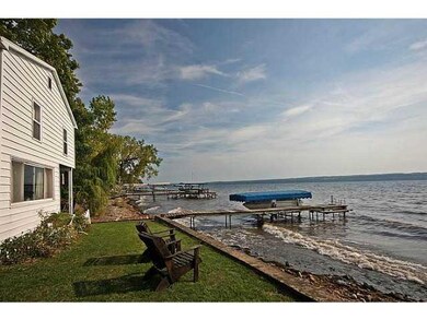 Waterfront/Dock/Pier