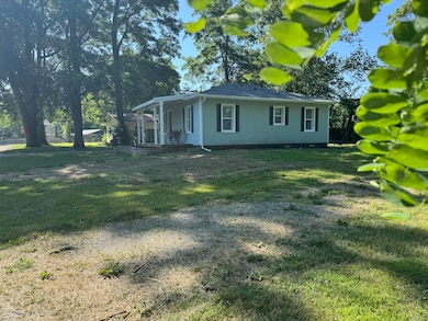 8492 N Walker Rd, New Carlisle, IN 46552 - photo 4