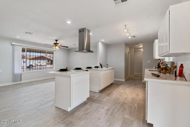 4029 W Puget Ave unit 6, Phoenix, AZ 85051 - photo 3