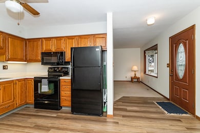 Entryway/Kitchen