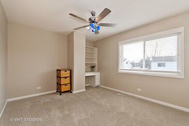 1308 Leawood Ct, Naperville, IL 60564 - photo 5