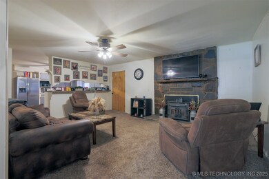 417717 E 1145 Rd, Eufaula, OK 74432 - photo 6