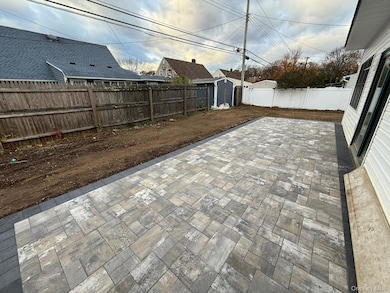 12 Dahlia Ln, Wantagh, NY 11793 - photo 5