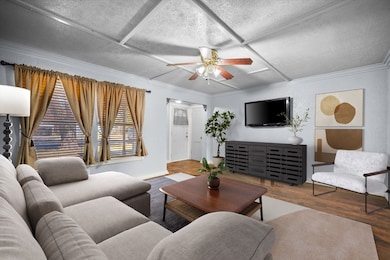 701 Poindexter Ave, Cleburne, TX 76033 - photo 3