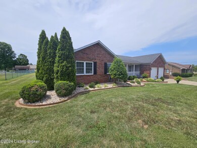 241 Highland Springs Dr, Mount Washington, KY 40047 - photo 2