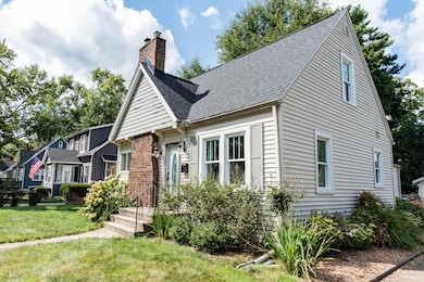 Homecrest Ave 1303-4