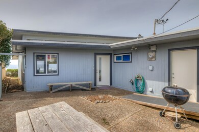 Private fenced courtyard