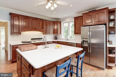 6673 Wilson Rd, Friendship, MD 20758 - photo 6