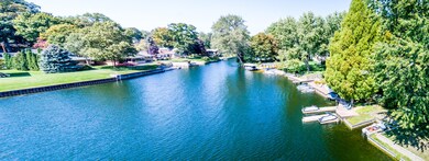 7076 S Maple, Coloma, MI - Paw Paw Lake