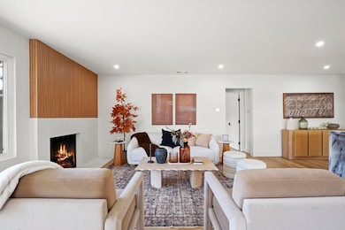 3130 Kerry Ln, Costa Mesa, CA 92626 - photo 6