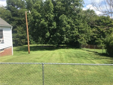 403 Kaye St, Archdale, NC 27263 - photo 4