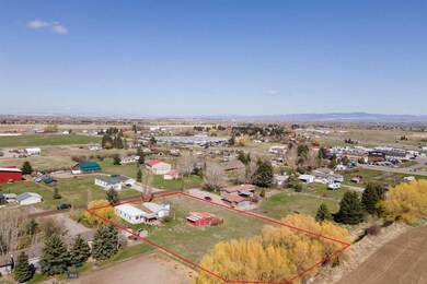 Property Lines are Approximate