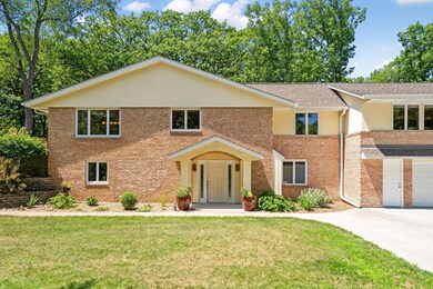 15715 Excelsior Blvd, Minnetonka, MN 55345 - photo 2