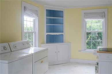 585 Gardiner Rd, Dresden, ME 04342 - photo 6