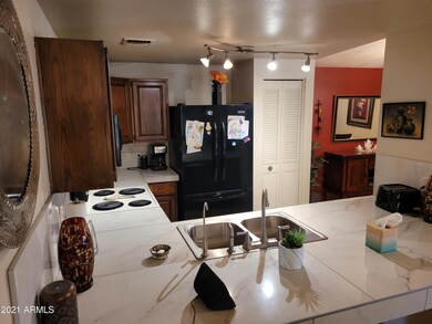 Open Kitchen