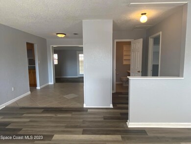 1493 Stanley Ln, Melbourne, FL 32935 - photo 3