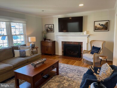 1127 Priscilla Ln, Alexandria, VA 22308 - photo 5