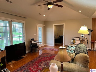 49 Aaron Way, Campbellsville, KY 42718 - photo 5