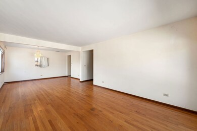 8427 W Windsor Ave unit 2, Chicago, IL 60656 - photo 5